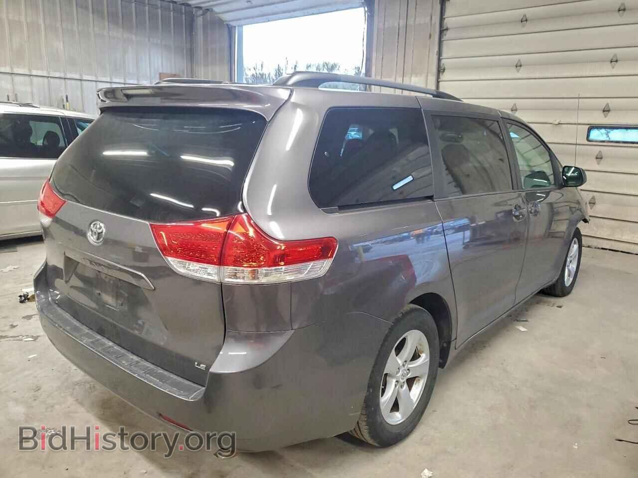 2011 TOYOTA All Models - VIN: 5TDKK3DC2BS092382 - Фото 3