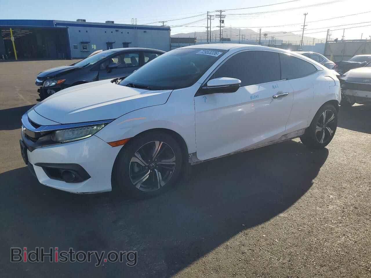 Photo 2HGFC3B97GH356063 - HONDA CIVIC 2016