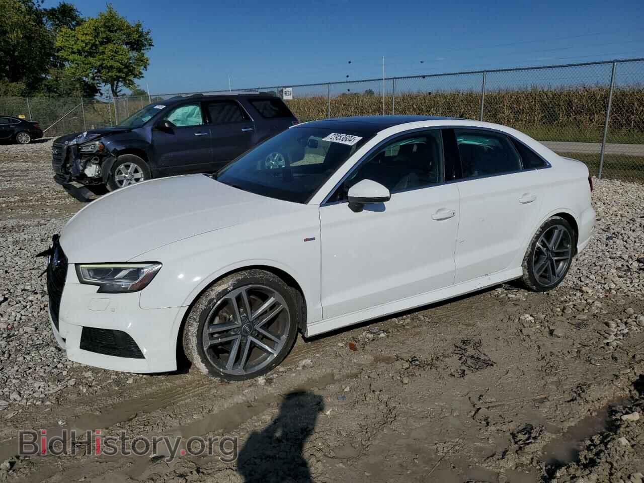 Фотография WAUGUGFFXK1011945 - AUDI A3 2019