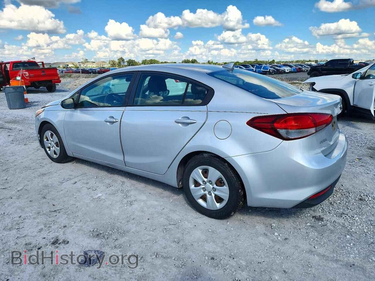 2017 KIA FORTE - VIN: 3KPFL4A74HE067952 - Фото 2