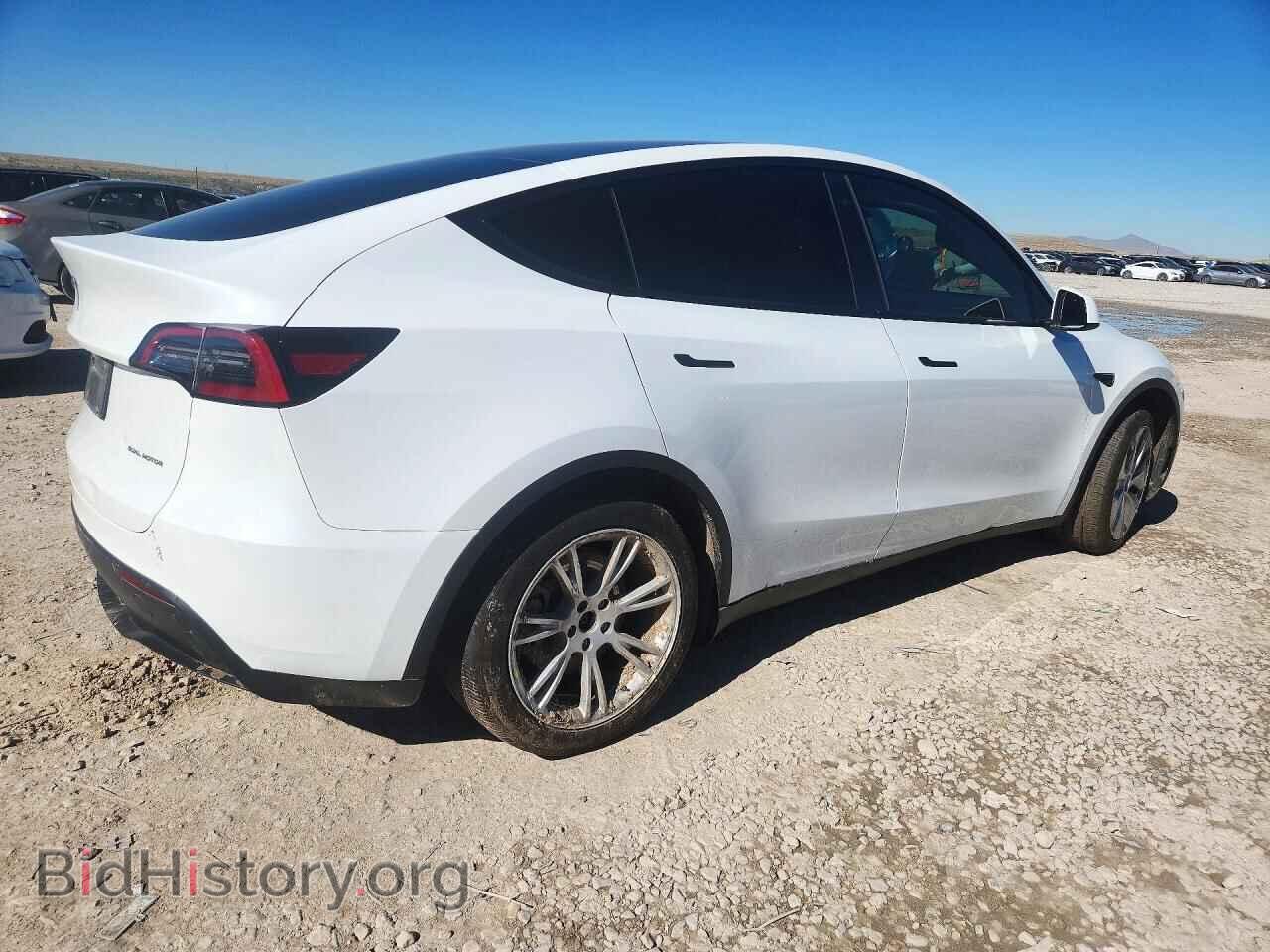 2023 Tesla MODEL Y (VIN 7SAYGDEE4PF712195) — photo 3 of 13