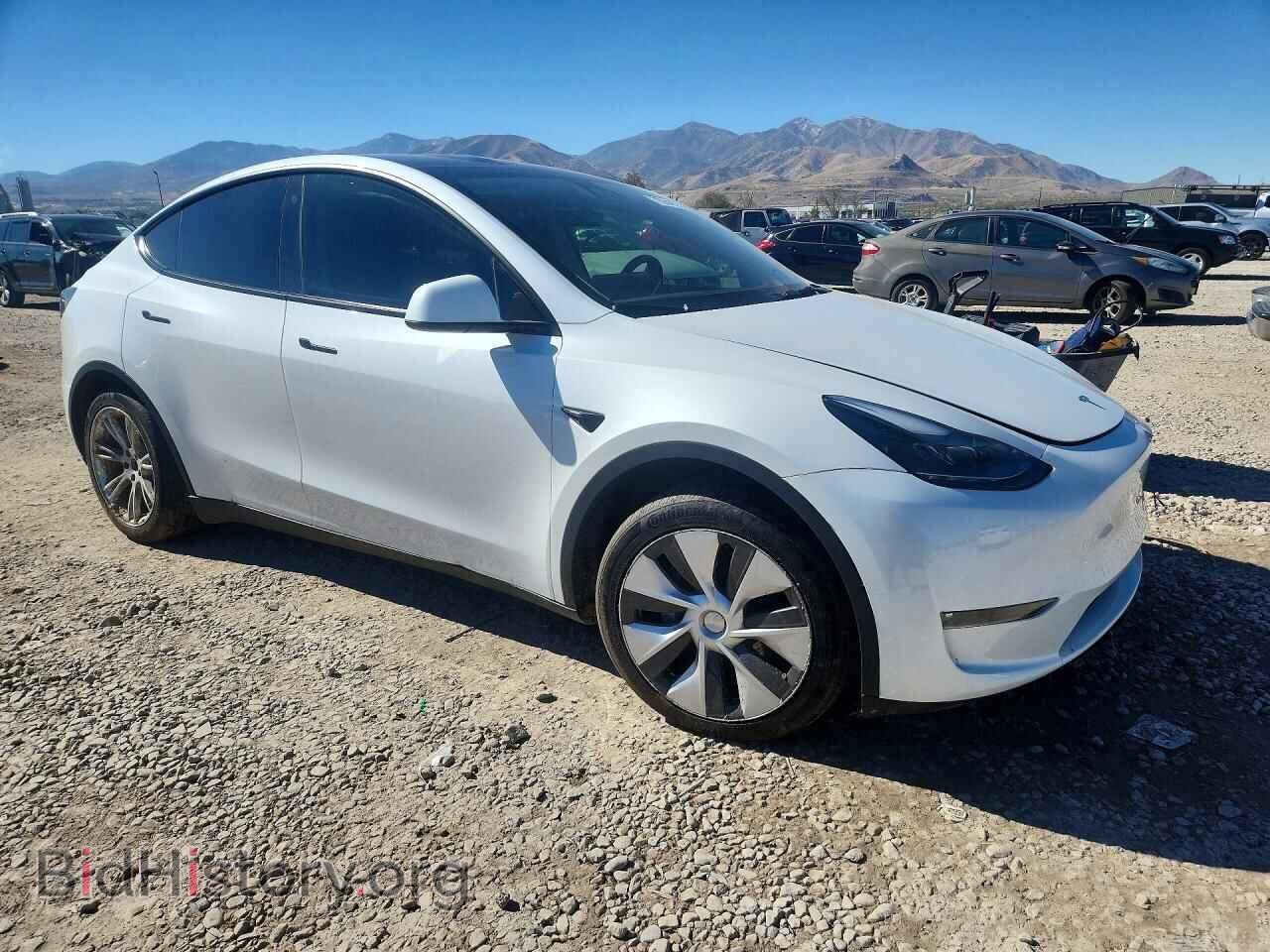 2023 Tesla MODEL Y (VIN 7SAYGDEE4PF712195) — photo 4 of 13