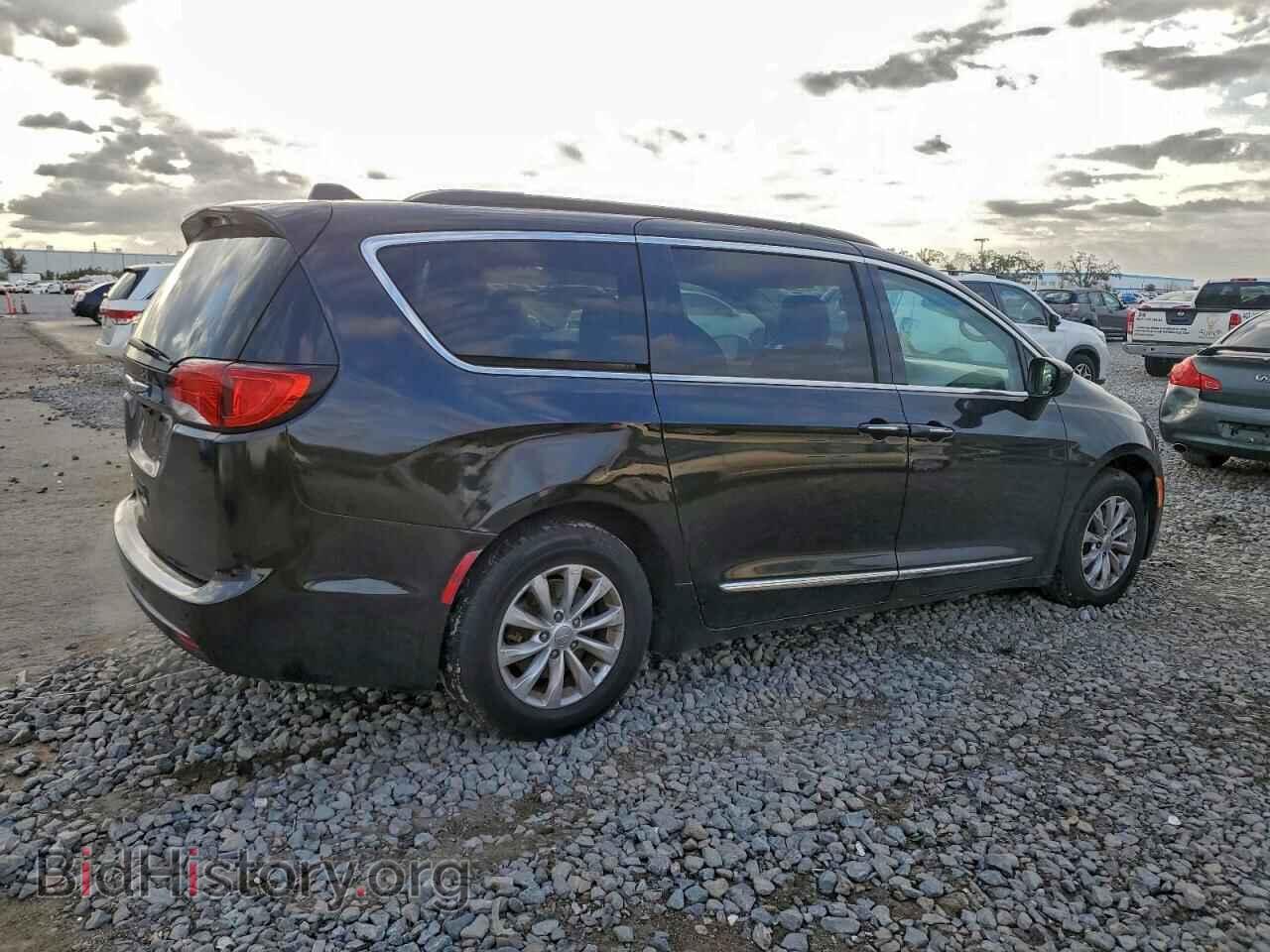 2017 CHRYSLER PACIFICA - VIN: 2C4RC1BG8HR524724 - Фото 3