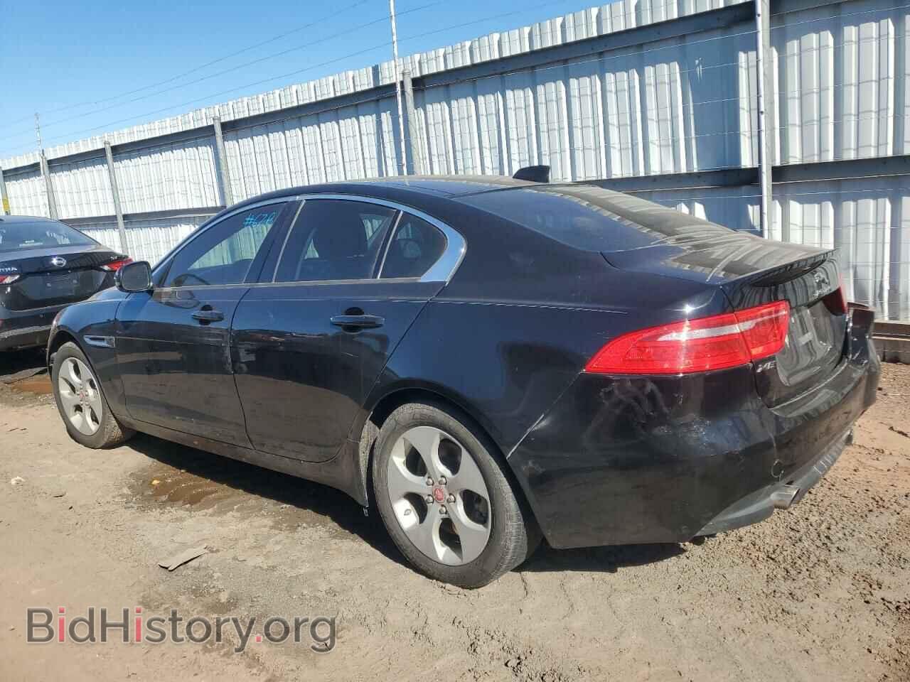 2017 JAGUAR XE - VIN: SAJAR4BG7HA950455 - Фото 2
