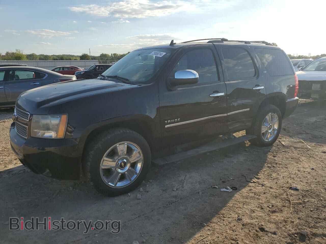 Фотография 1GNUKCE00AR105129 - CHEVROLET TAHOE 2010