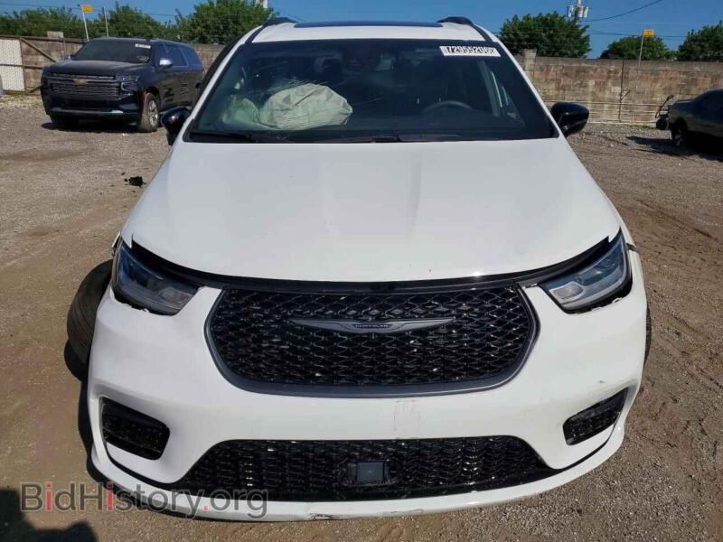 2025 Chrysler PACIFICA (VIN 2C4RC1GG3SR547716) — photo 5 of 13