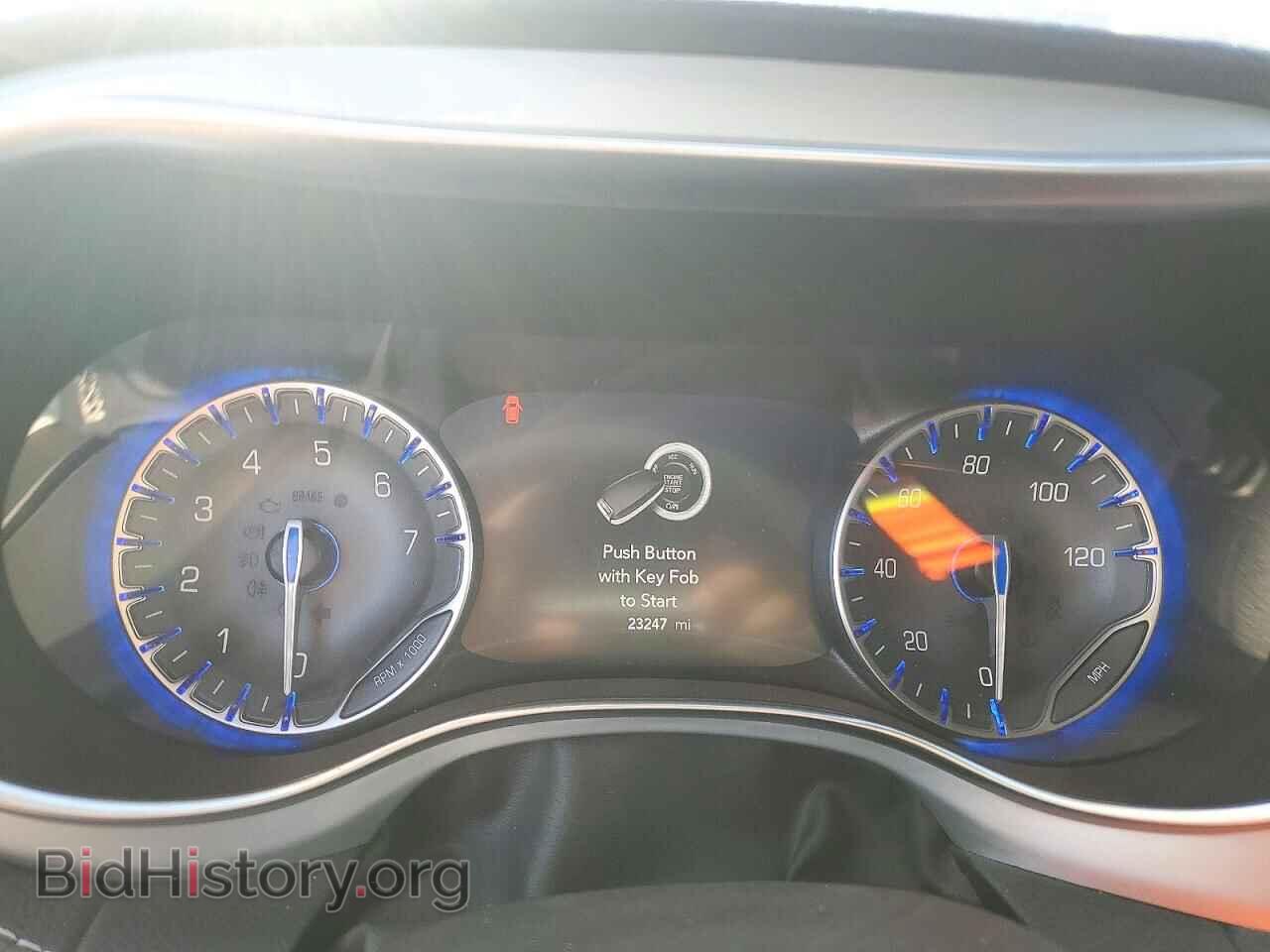 2025 Chrysler PACIFICA (VIN 2C4RC1GG3SR547716) — photo 9 of 13