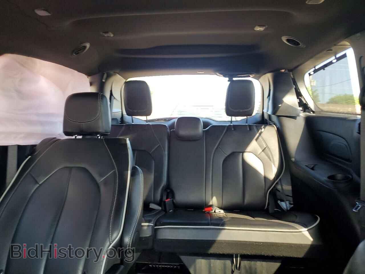 2025 Chrysler PACIFICA (VIN 2C4RC1GG3SR547716) — photo 10 of 13
