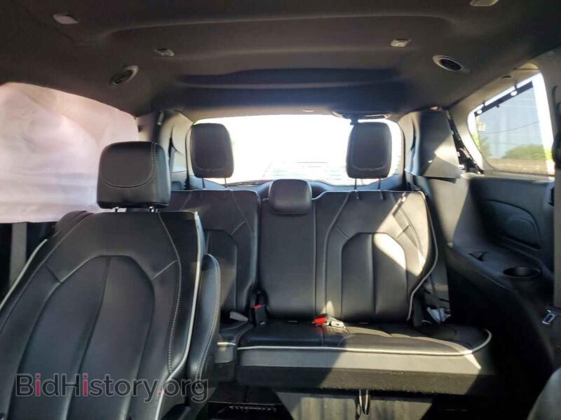 2025 Chrysler PACIFICA (VIN 2C4RC1GG3SR547716) — photo 10 of 13