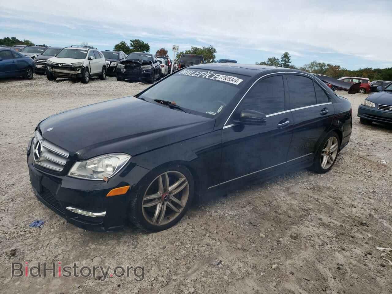 Фотография WDDGF8AB8DG054516 - MERCEDES-BENZ C-CLASS 2013