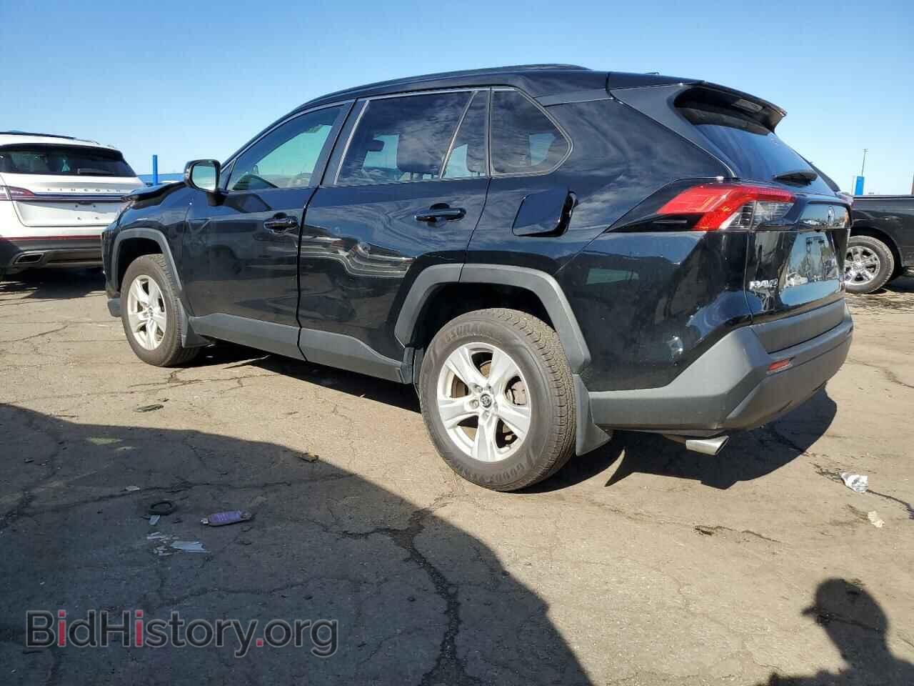 2019 TOYOTA RAV4 - VIN: JTMP1RFV6KJ005607 - Фото 2