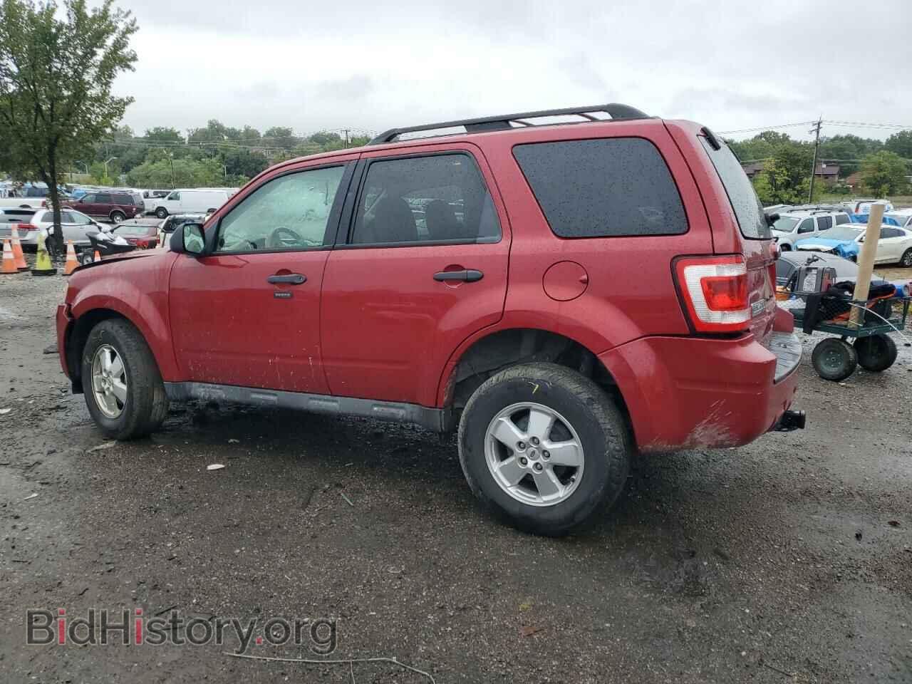 2011 FORD ESCAPE - VIN: 1FMCU0DG9BKA36846 - Фото 2