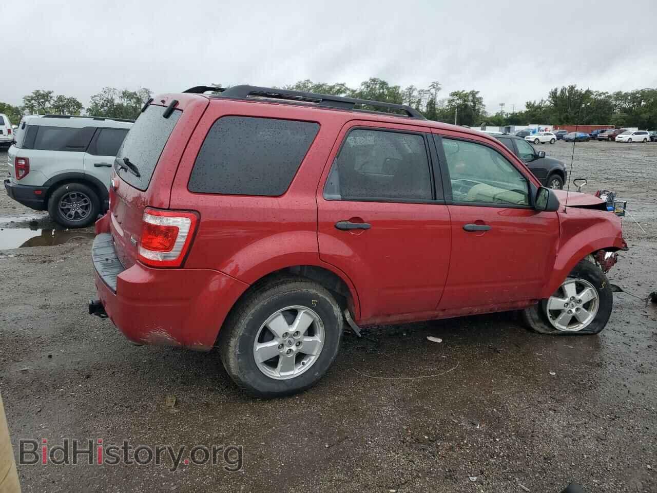 2011 FORD ESCAPE - VIN: 1FMCU0DG9BKA36846 - Фото 3