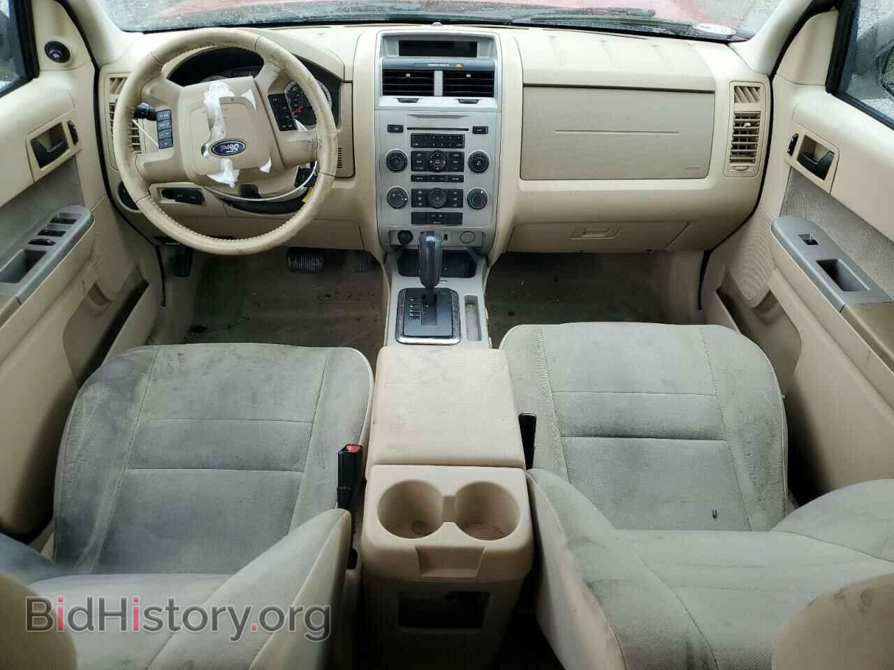 2011 FORD ESCAPE - VIN: 1FMCU0DG9BKA36846 - Фото 8