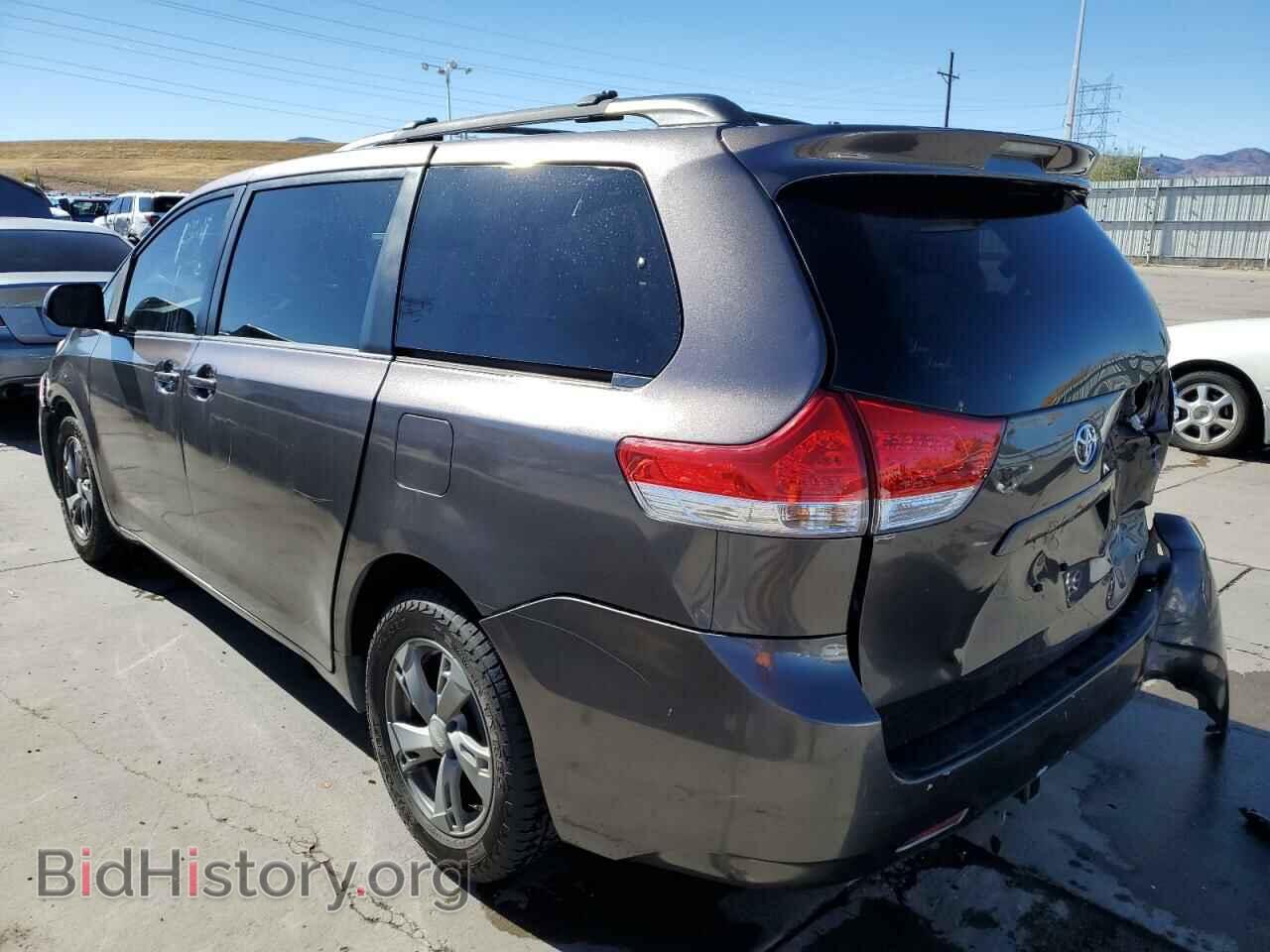 2011 TOYOTA All Models - VIN: 5TDKK3DC0BS065679 - Фото 2