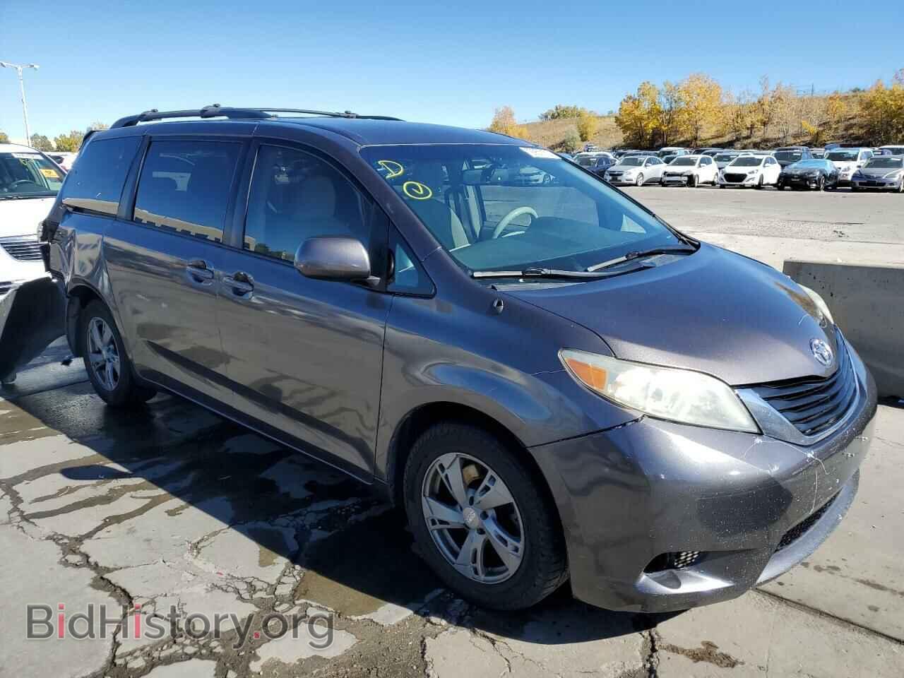 2011 TOYOTA All Models - VIN: 5TDKK3DC0BS065679 - Фото 4