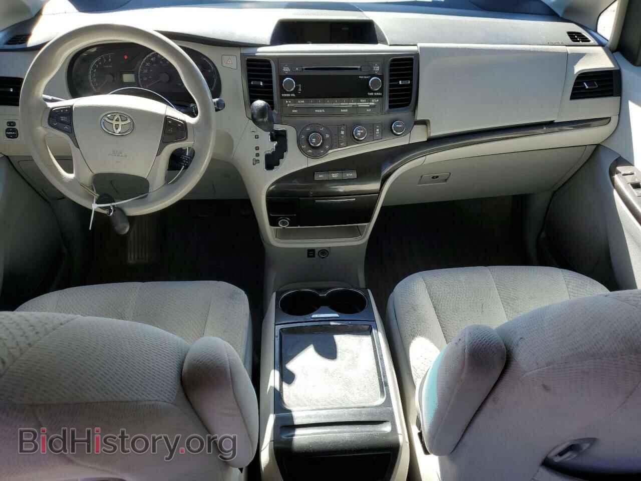 2011 TOYOTA All Models - VIN: 5TDKK3DC0BS065679 - Фото 8