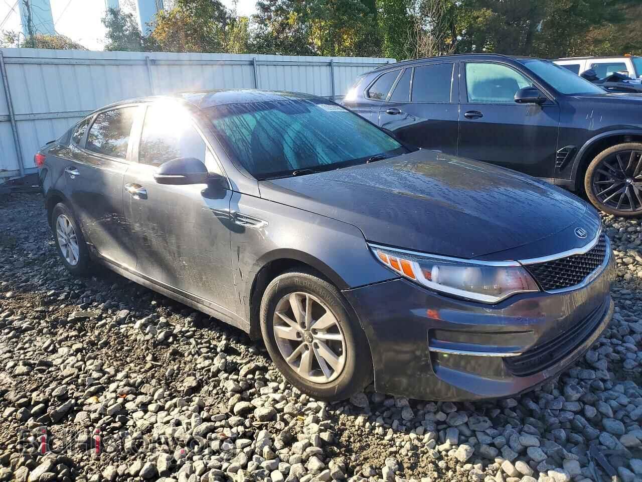 2017 KIA OPTIMA - VIN: 5XXGT4L38HG172399 - Фото 4