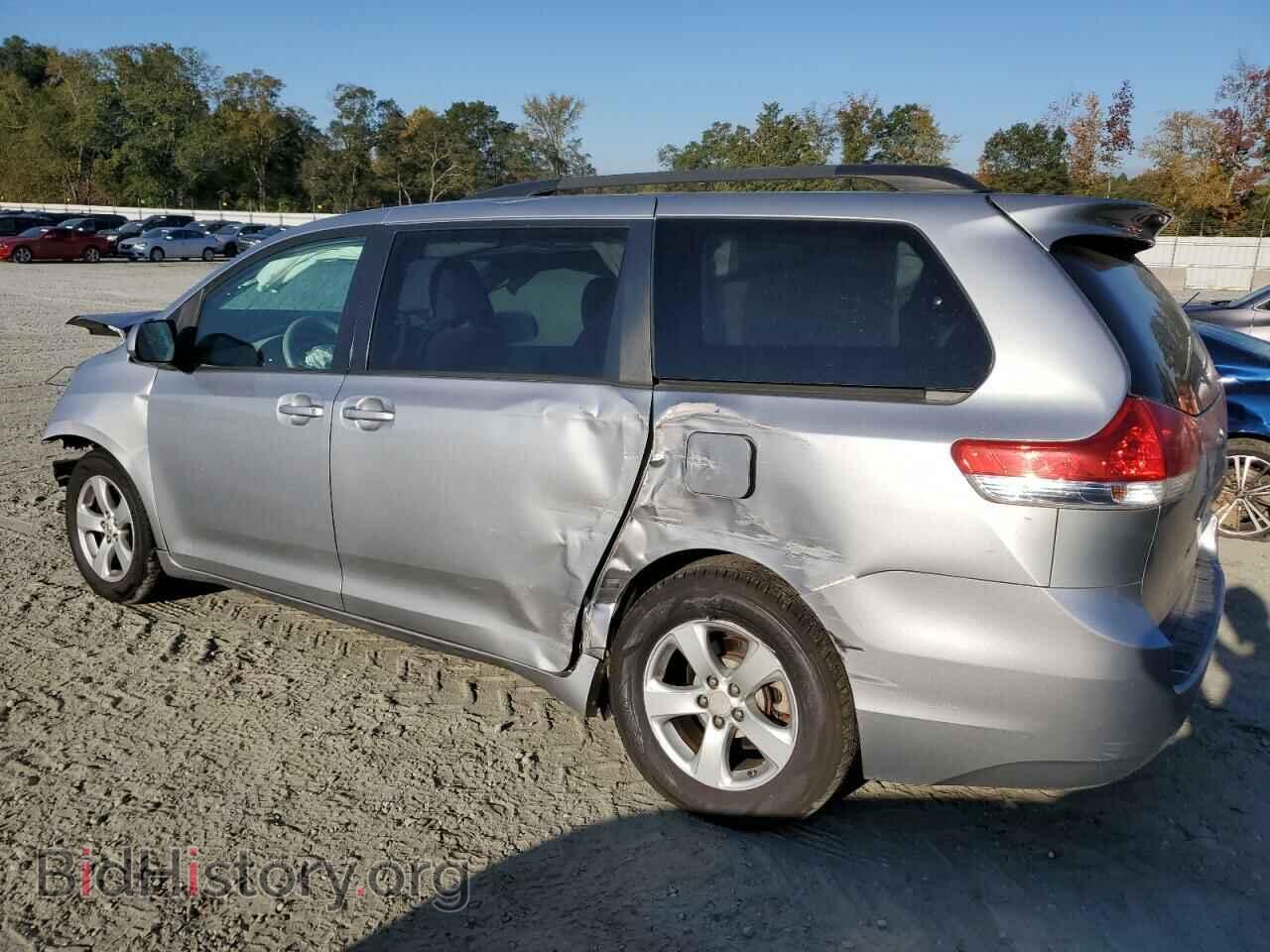 2012 TOYOTA All Models - VIN: 5TDKK3DC7CS258901 - Фото 2