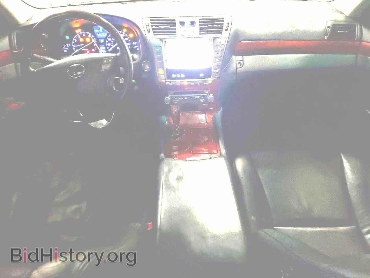 2011 LEXUS LS460 - VIN: JTHBL5EF7B5106945 - Photo 8