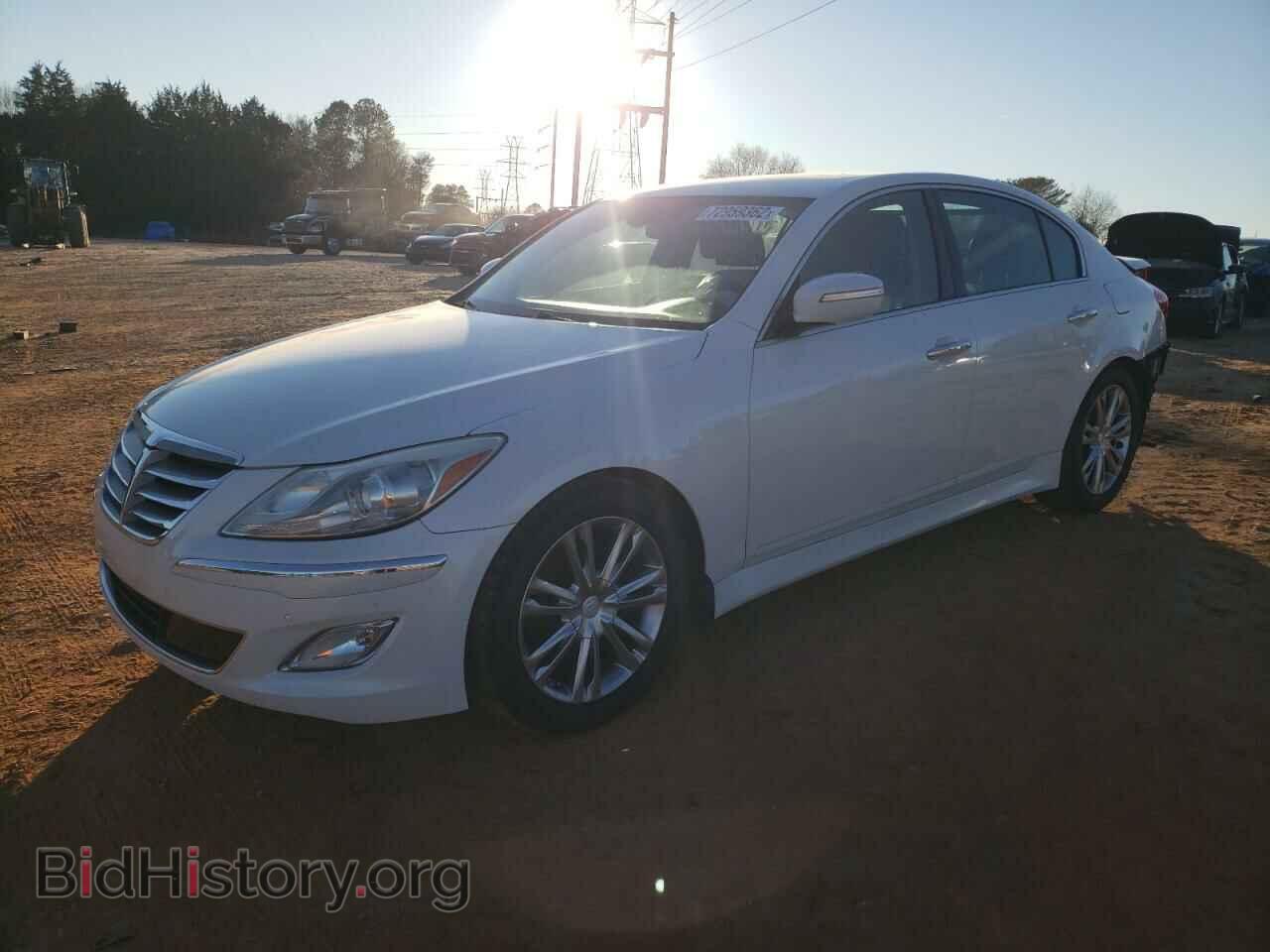 Фотография KMHGC4DD2DU250084 - HYUNDAI GENESIS 2013