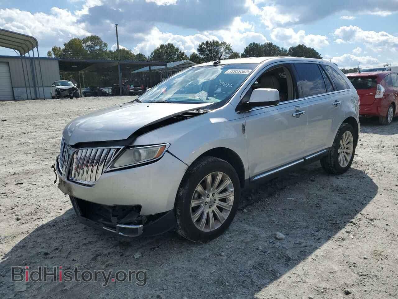 Photo 2LMDJ6JK6BBJ12496 - LINCOLN MKX 2011