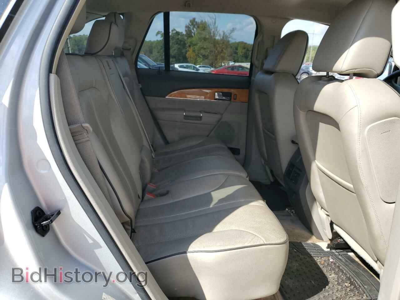 2011 LINCOLN MKX - VIN: 2LMDJ6JK6BBJ12496 - Photo 11