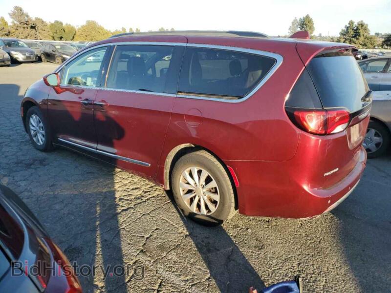 2017 Chrysler PACIFICA (VIN 2C4RC1BG5HR642164) — фото 2 из 13