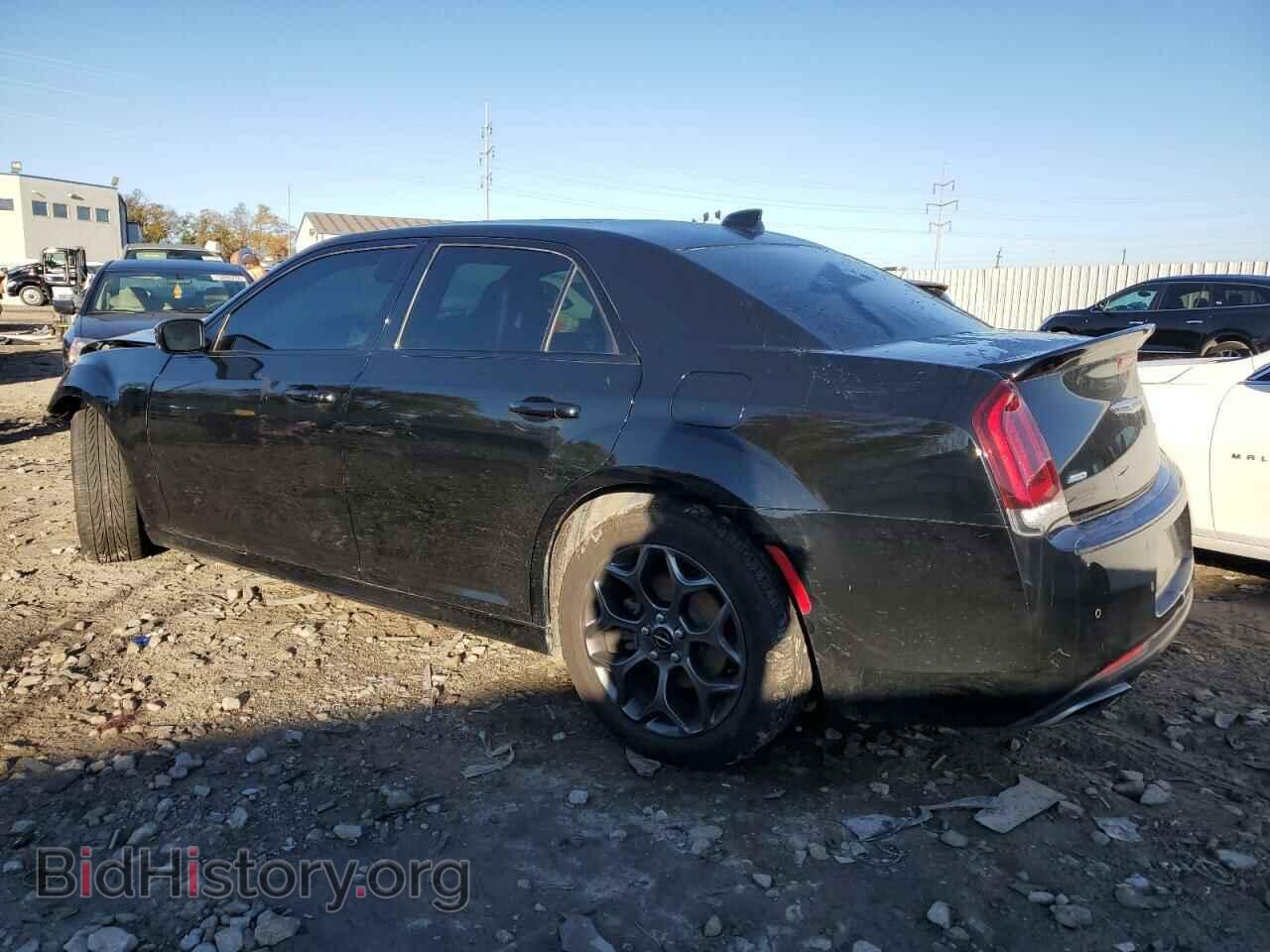 2018 CHRYSLER 300 - VIN: 2C3CCAGG3JH278731 - Фото 2