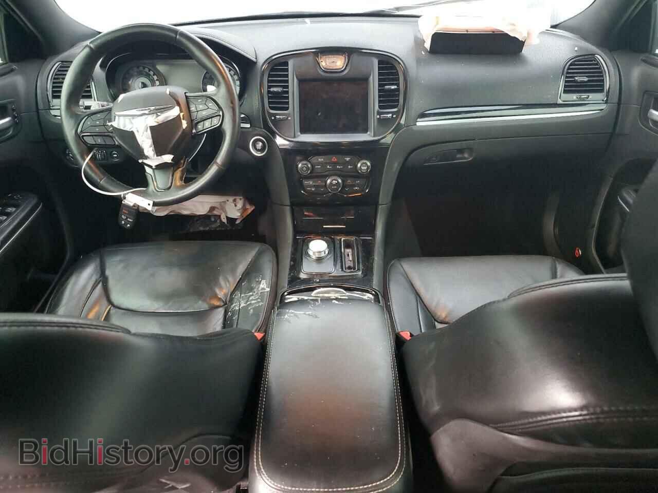 2018 CHRYSLER 300 - VIN: 2C3CCAGG3JH278731 - Фото 8