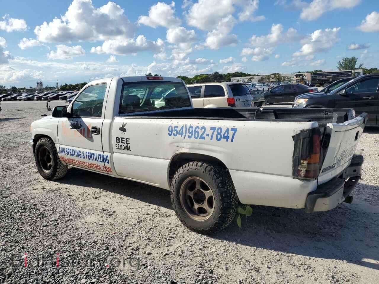 2007 GMC SIERRA - VIN: 3GTEC14XX7G235831 - Фото 2