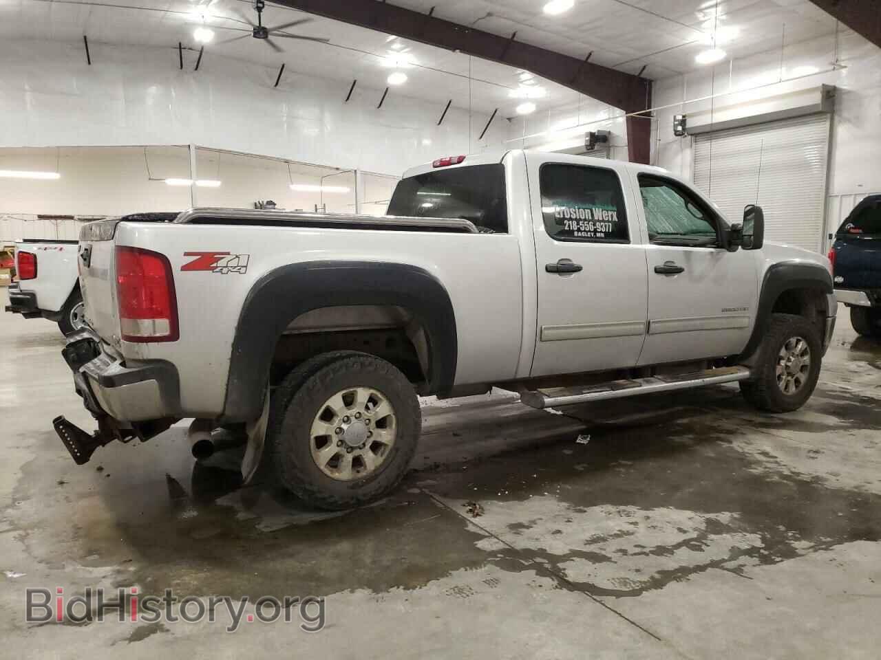 2011 GMC SIERRA - VIN: 1GT120C82BF156380 - Фото 3