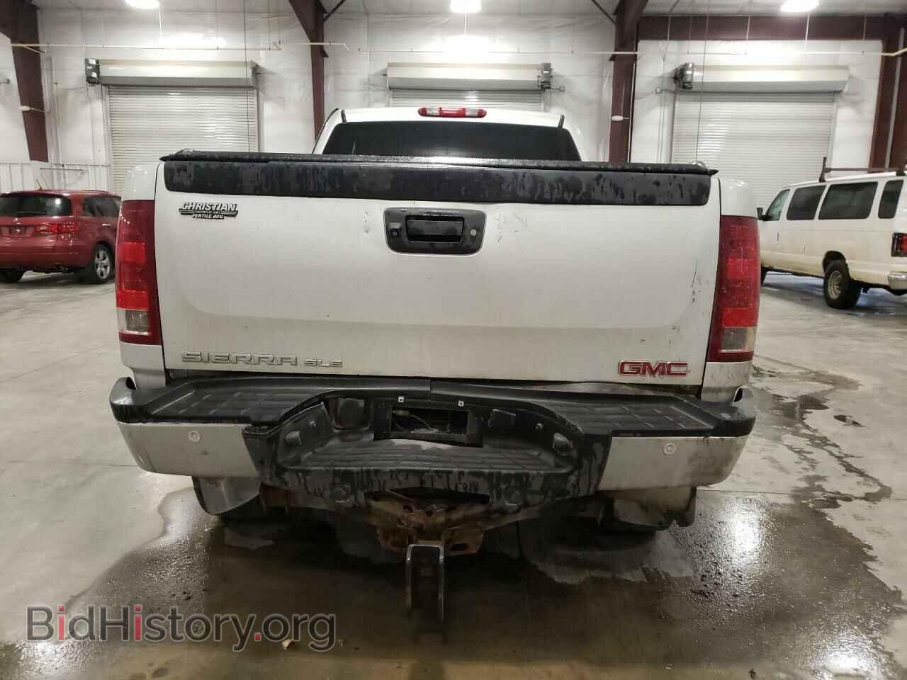 2011 GMC SIERRA - VIN: 1GT120C82BF156380 - Фото 6