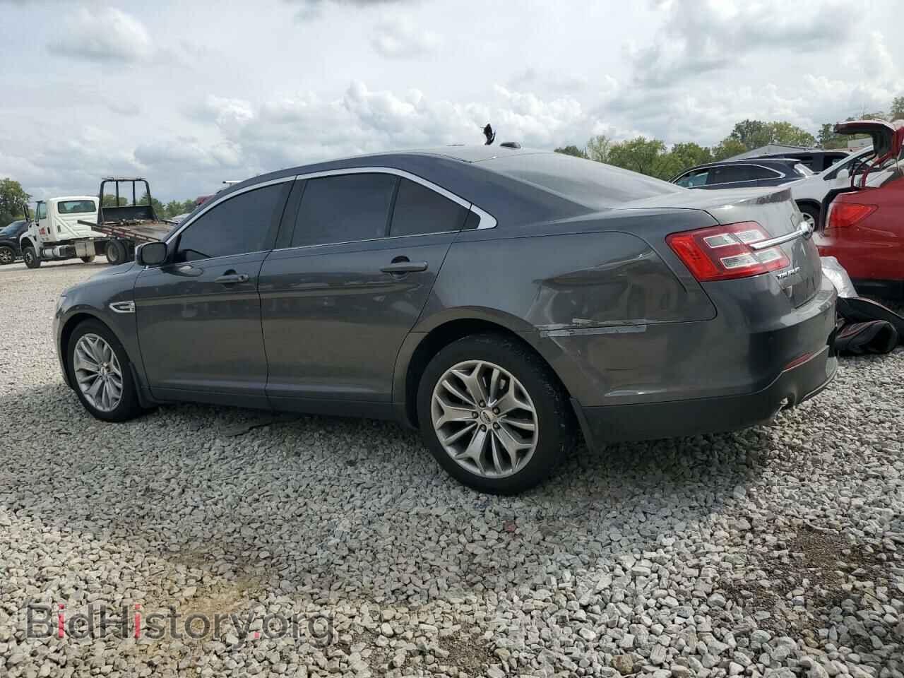 2018 FORD TAURUS - VIN: 1FAHP2F83JG109820 - Фото 2