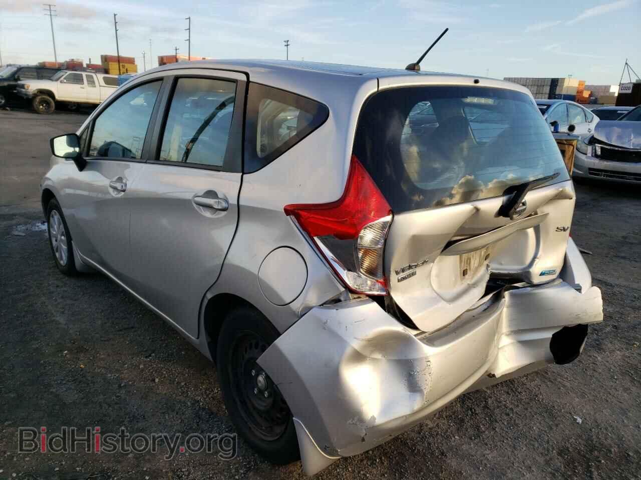 2015 NISSAN VERSA - VIN: 3N1CE2CP3FL357206 - Photo 2