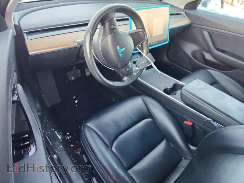 2019 Tesla MODEL 3 (VIN 5YJ3E1EB7KF386242) — фото 8 из 12