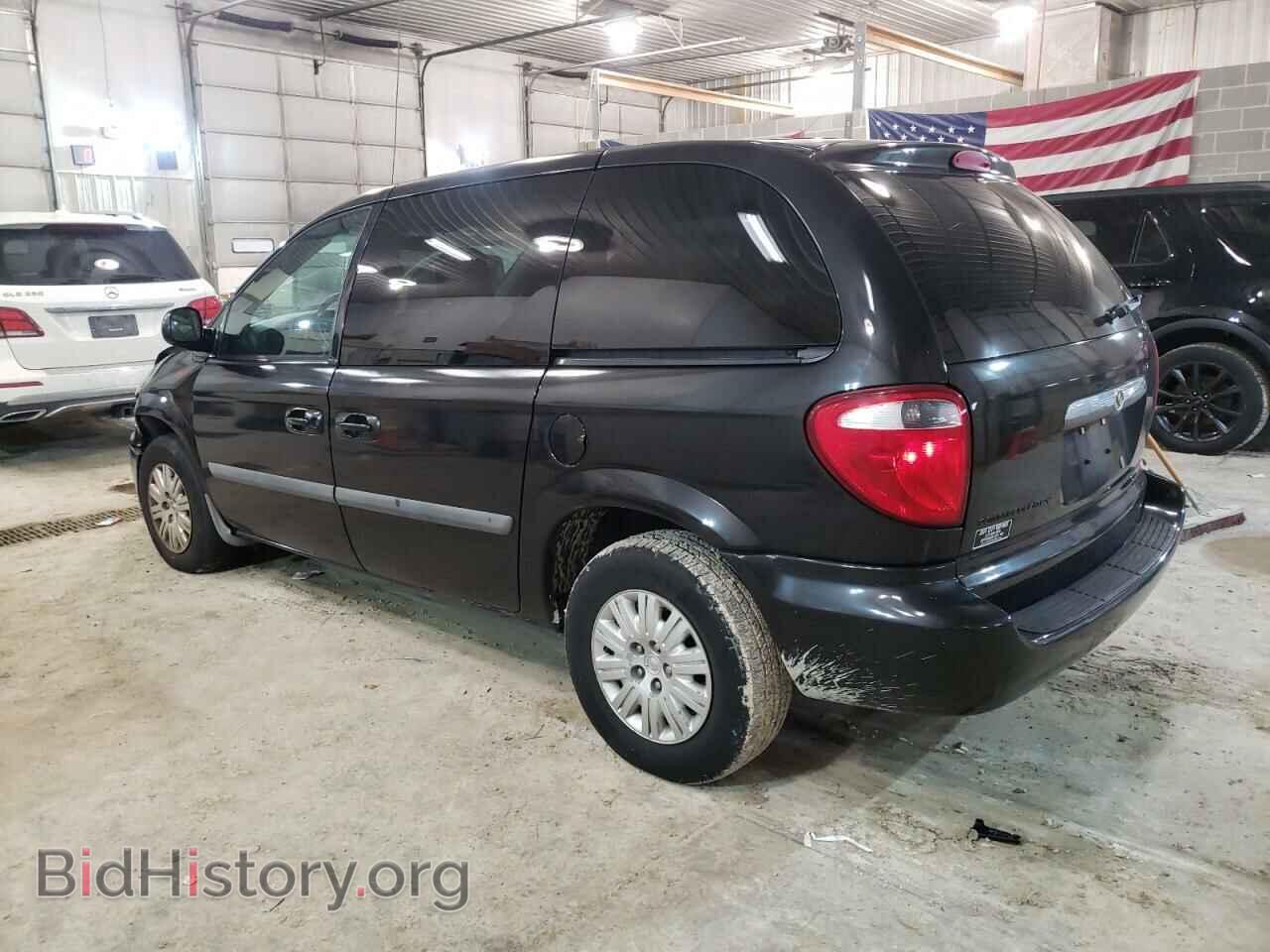 2006 CHRYSLER MINIVAN - VIN: 1A4GP45R76B755534 - Фото 2