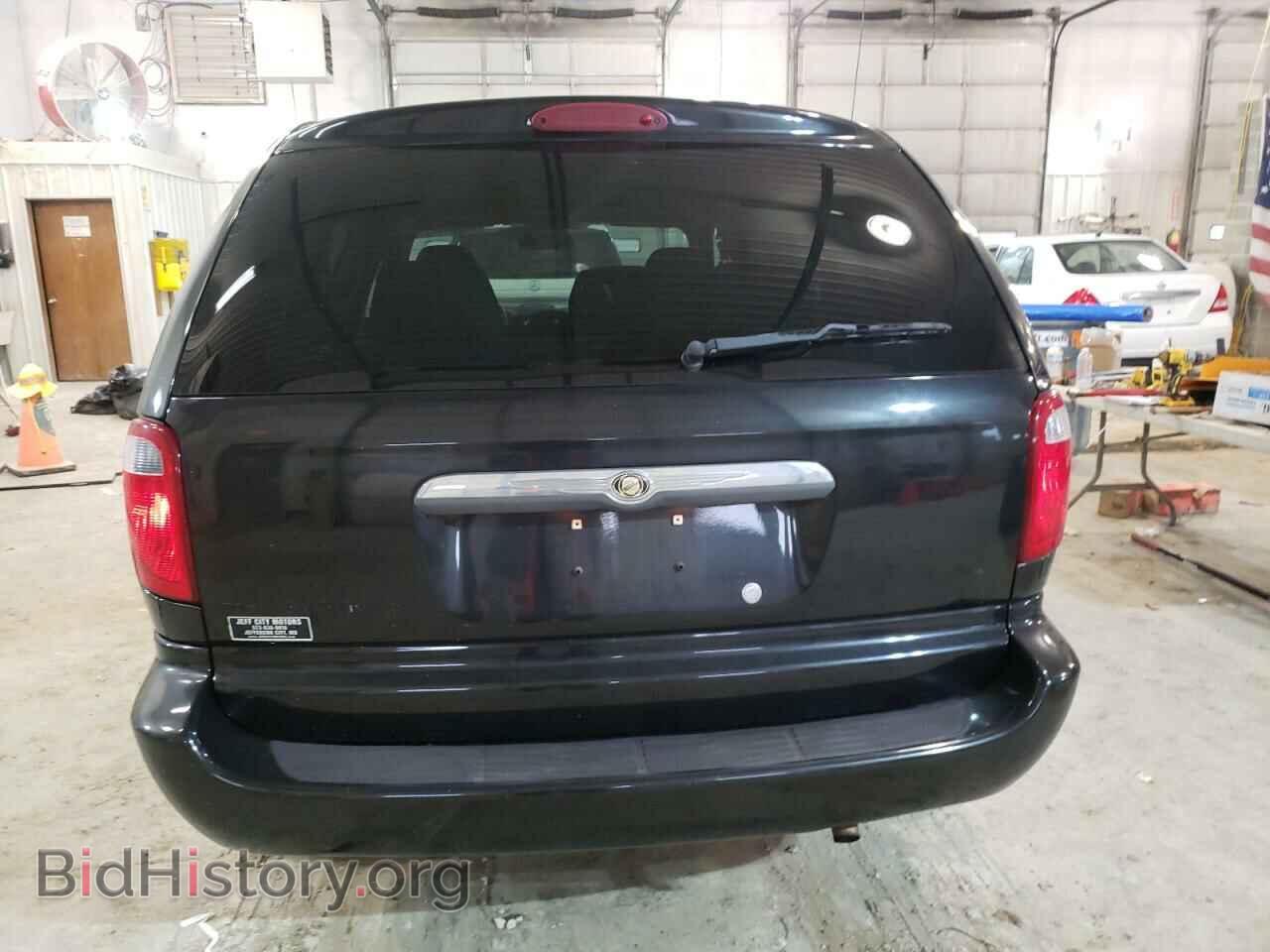 2006 CHRYSLER MINIVAN - VIN: 1A4GP45R76B755534 - Фото 6
