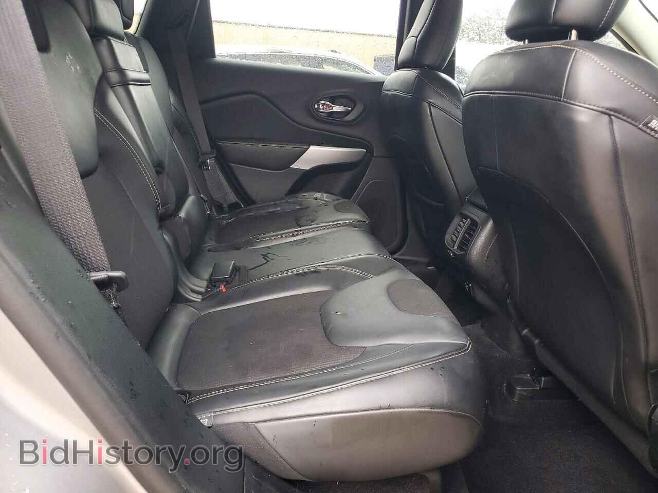 2018 JEEP CHEROKEE - VIN: 1C4PJLLB2JD540227 - Photo 11