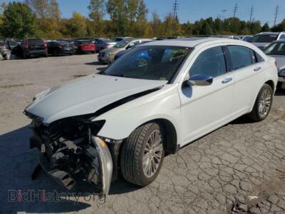 2013 Chrysler 200 200 Limite, белый — VIN 1C3CCBCG4DN614863, Copart