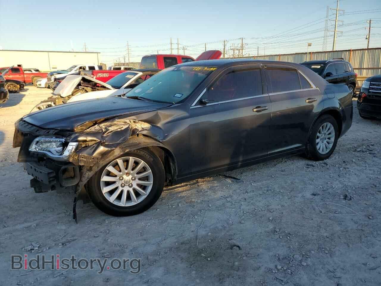 Фотография 2C3CCAAG3DH551101 - CHRYSLER 300 2013