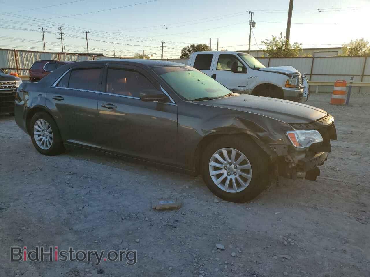2013 CHRYSLER 300 - VIN: 2C3CCAAG3DH551101 - Фото 4