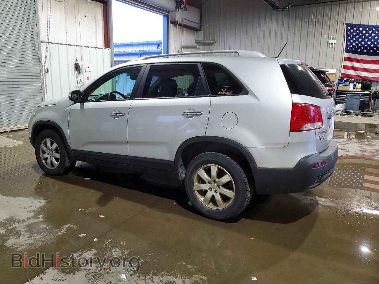 2011 KIA SORENTO - VIN: 5XYKT4A19BG104501 - Фото 2