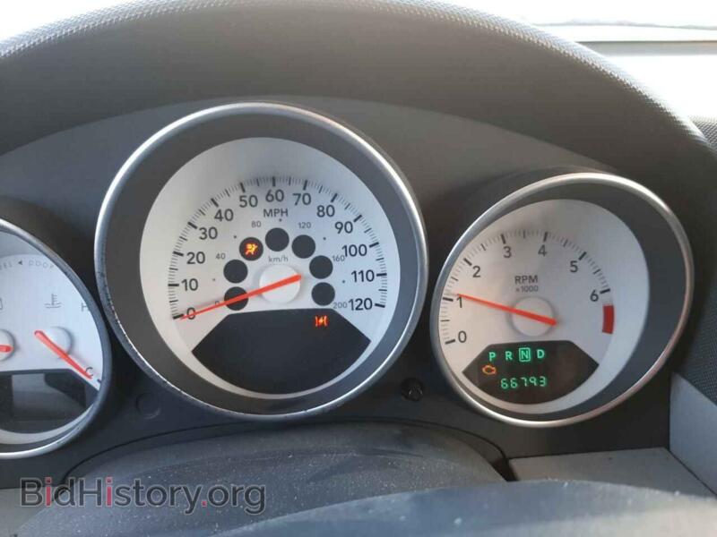 2007 Dodge CALIBER (VIN 1B3HB48B67D507015) — фото 9 из 12