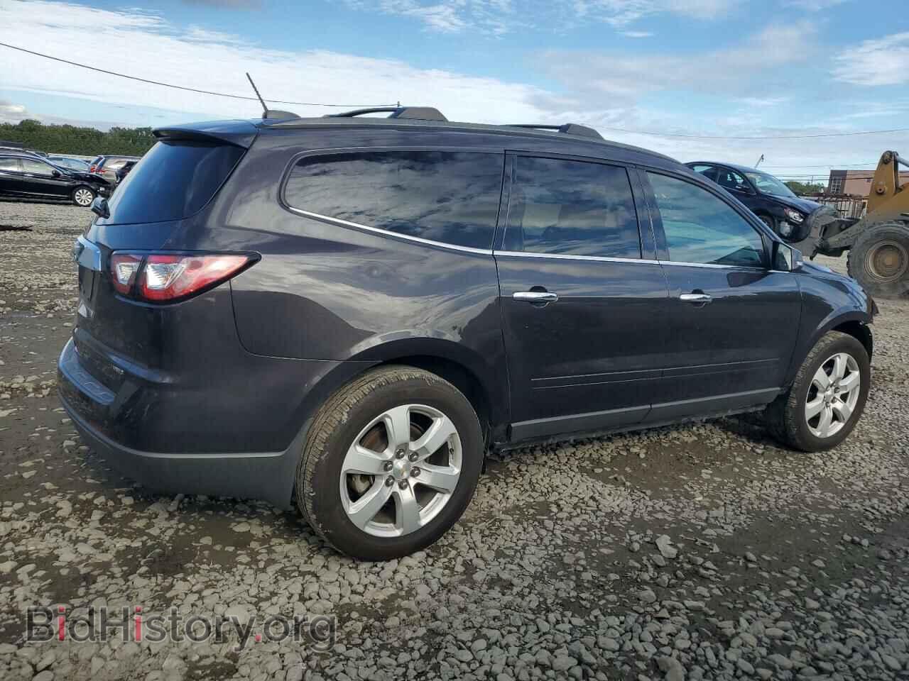 2017 CHEVROLET TRAVERSE - VIN: 1GNKVGKD3HJ196256 - Фото 3