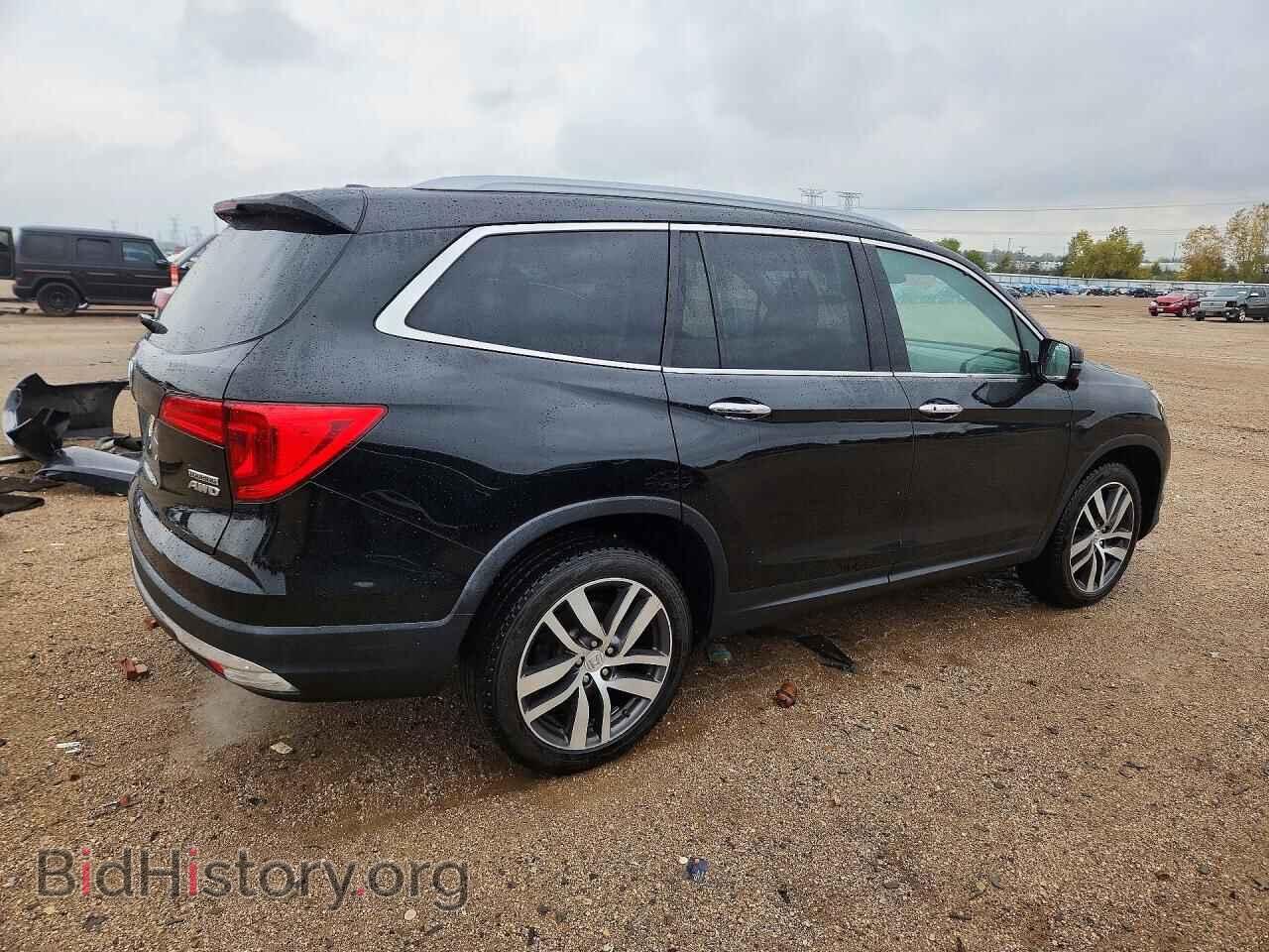 2016 Honda PILOT (VIN 5FNYF6H90GB107617) — фото 3 из 14