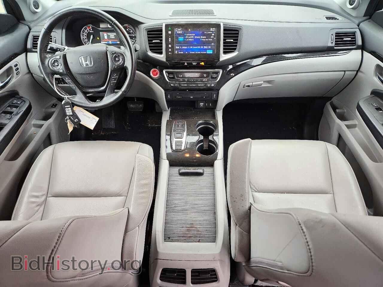 2016 Honda PILOT (VIN 5FNYF6H90GB107617) — фото 8 из 14