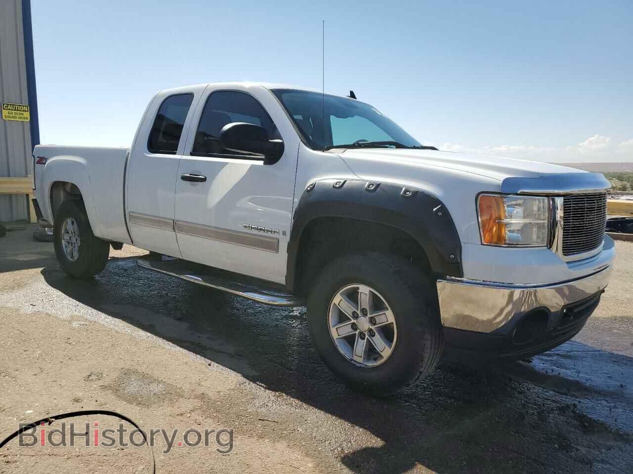 2007 GMC SIERRA - VIN: 2GTEC19J071586132 - Photo 4