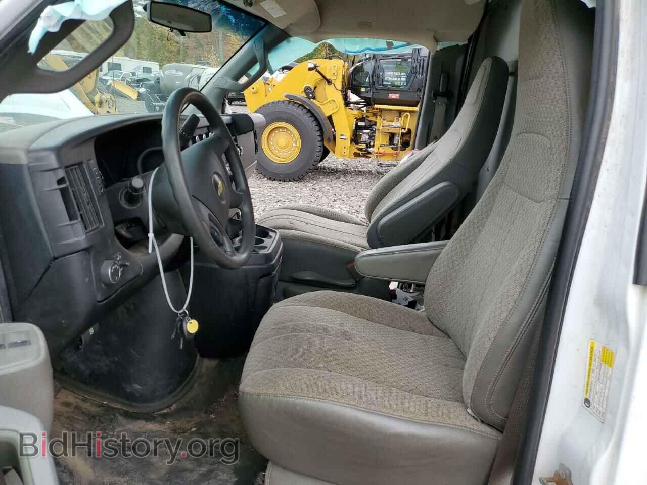 2017 CHEVROLET EXPRESS - VIN: 1GB0GRFG0H1347648 - Фото 7