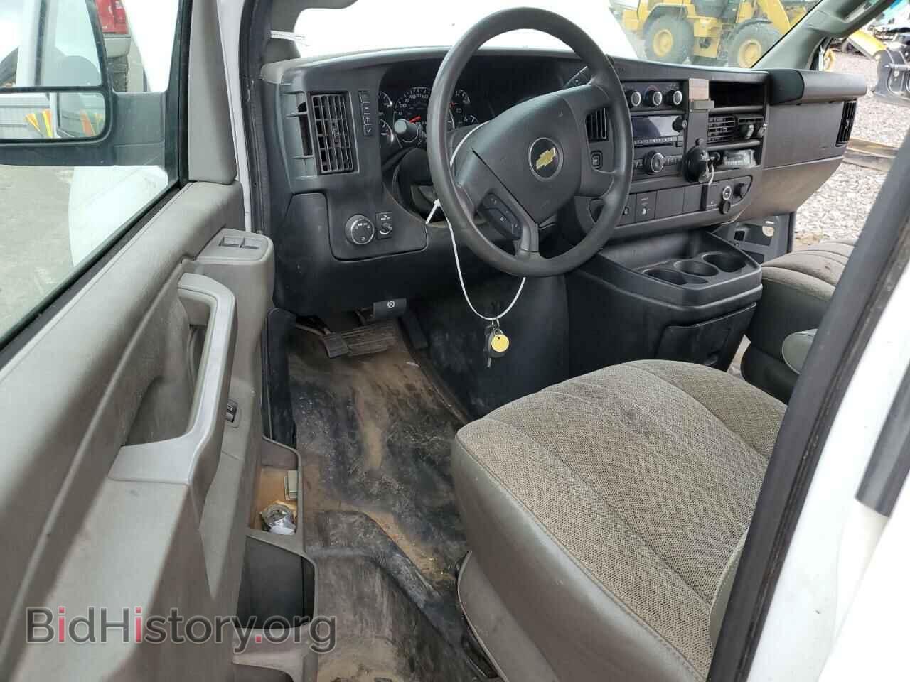 2017 CHEVROLET EXPRESS - VIN: 1GB0GRFG0H1347648 - Фото 8